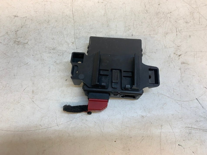 Audi 8U Q3 Gateway Module 8U0907468