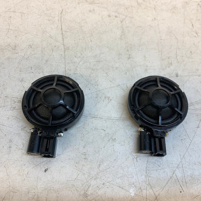 Audi 8U Q3 Front Left/Right Door Tweeter Pair 8X0035399C