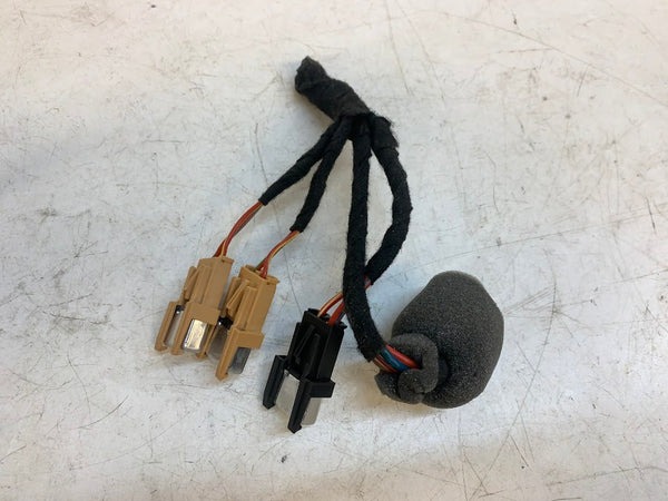 Audi Q3 Fuse Holder Plug Wiring Cut Pigtail 4A0937530