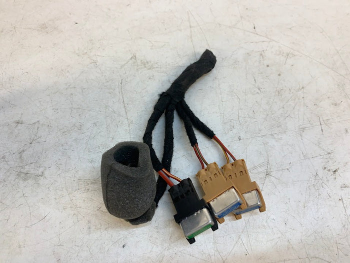 Audi Q3 Fuse Holder Plug Wiring Cut Pigtail 4A0937530