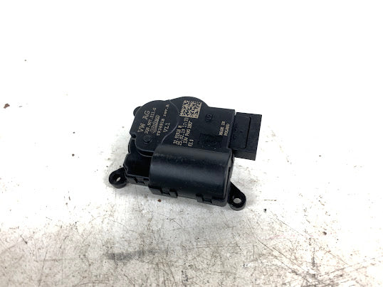 Audi 8V RS3 HVAC Flap Motor 2Q0907511