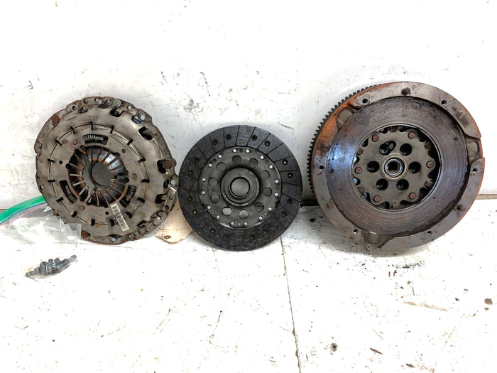 BMW E82 E88 135i N55 Dual Mass Flywheel W/Clutch & Pressure Plate 8619872/7640733