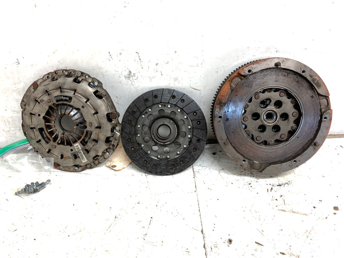 BMW E82 E88 135i N55 Dual Mass Flywheel W/Clutch & Pressure Plate 8619872/7640733