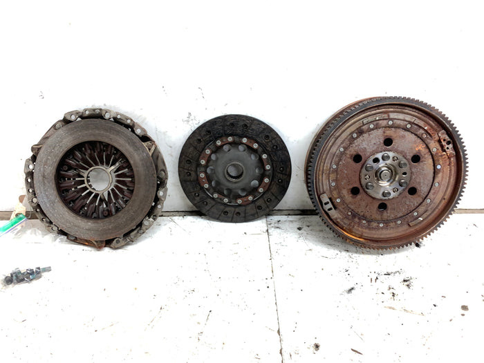 BMW E82 E88 135i N55 Dual Mass Flywheel W/Clutch & Pressure Plate 8619872/7640733