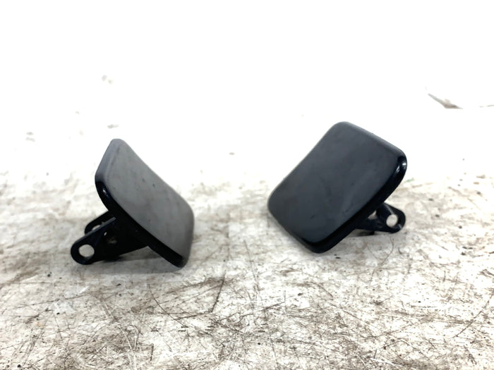 BMW E82 E88 135i 128i M Sport Front Bumper Headlight Washer Trim Covers Set Black Sapphire Metallic (475) 61677837431/61677837432
