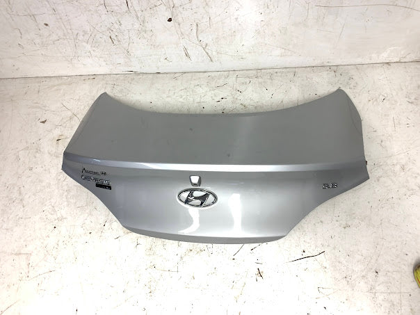 Hyundai BK1/BK2 Genesis Coupe Trunk Lid W/Reverse Camera Platinum Silver (Y6S)