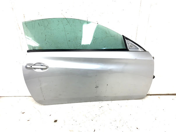 Hyundai BK2 Genesis Coupe Right/Passenger Side Door Platinum Silver (Y6S) *DAMAGED*