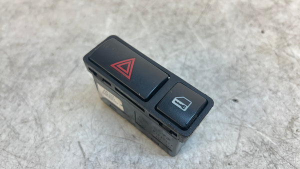 BMW E46 3 Series Hazard Lights & Central Lock Button 8368920