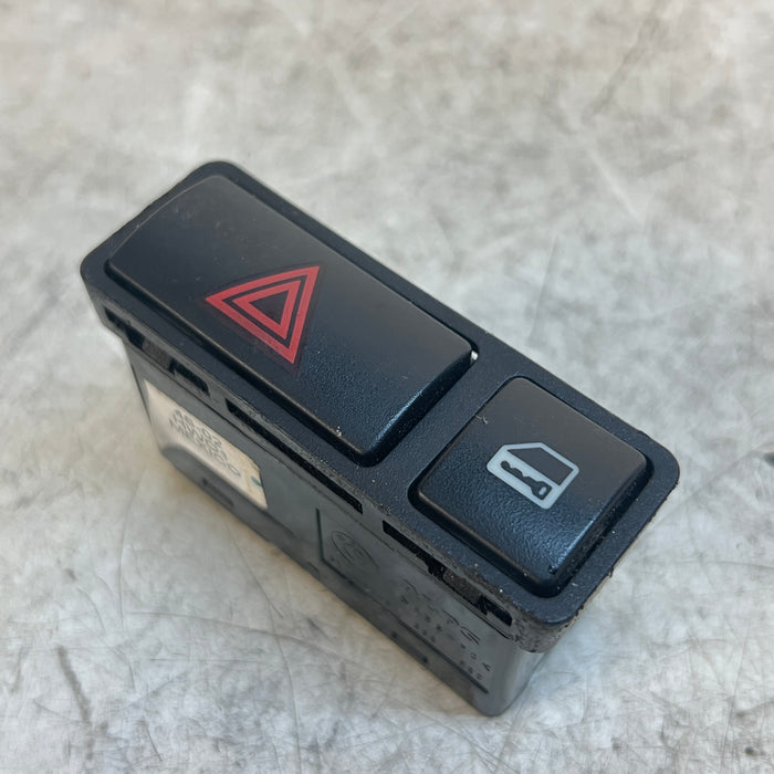 BMW E46 3 Series Hazard Lights & Central Lock Button 8368920