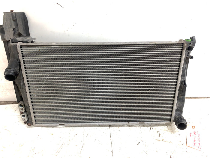 BMW E92 E90 E93 335xi 335i N54 N55 Manual Transmission Radiator & AC Condensor 9229021/17117558480