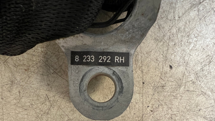 BMW E46 3 Series Sedan Coupe Rear Center Seatbelt Buckle 8233292