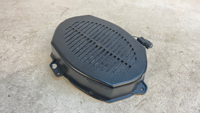 BMW E46 Sedan Harman Kardon Subwoofer Right 8369940