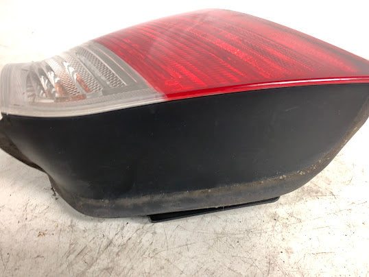 BMW E46 325ci 330ci 323ci M3 Pre-Facelift Right/Passenger Side Outer Tail Light 8384844
