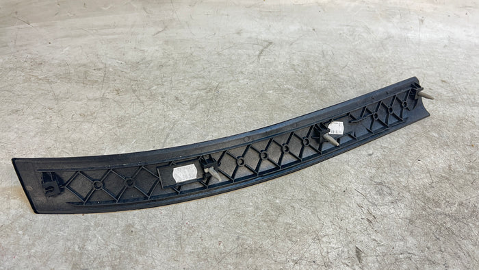 BMW E46 Sedan / Wagon Black Cube Trim Set 51417830180