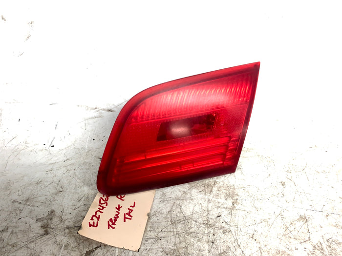 BMW E92 335i M3 328i Pre-LCI Passenger Side Inner Trunk Tail Light 7162300