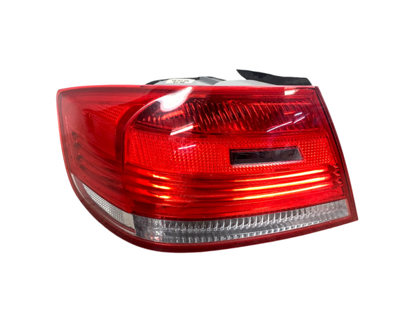 BMW E92 335i 328i M3 Pre-LCI Left Outer Quarter Panel Tail Light 7174407