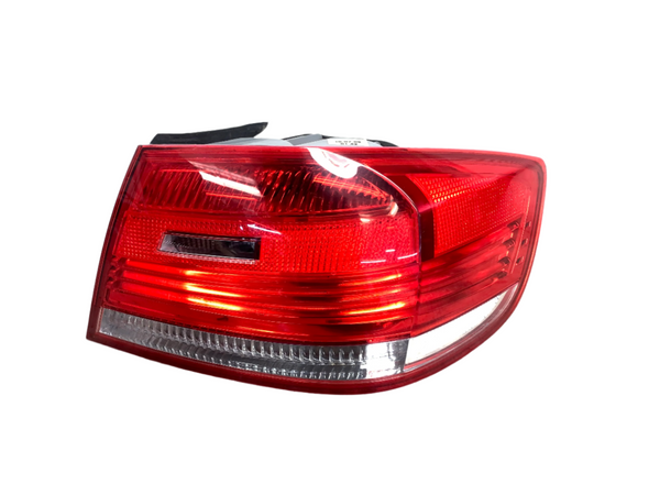 BMW E92 335i 328i M3 Pre-LCI Right Outer Quarter Panel Tail Light 7174404