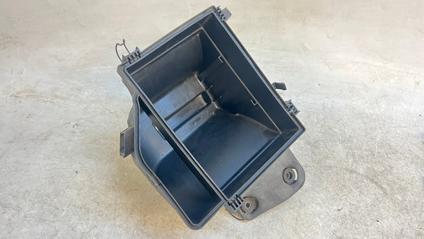 BMW E46 330i 330ci 330xi M54 Lower Intake Air Filter Housing 13717501976