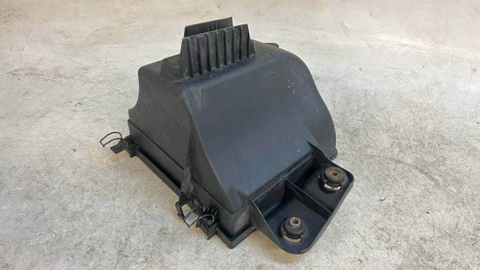 BMW E46 330i 330ci 330xi M54 Lower Intake Air Filter Housing 13717501976
