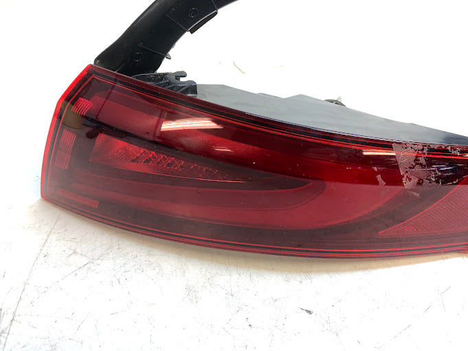 2019 Alfa Romeo 952 Giulia Ti Right/Passenger Side Outer Tail Light 20690208 *NOTE*