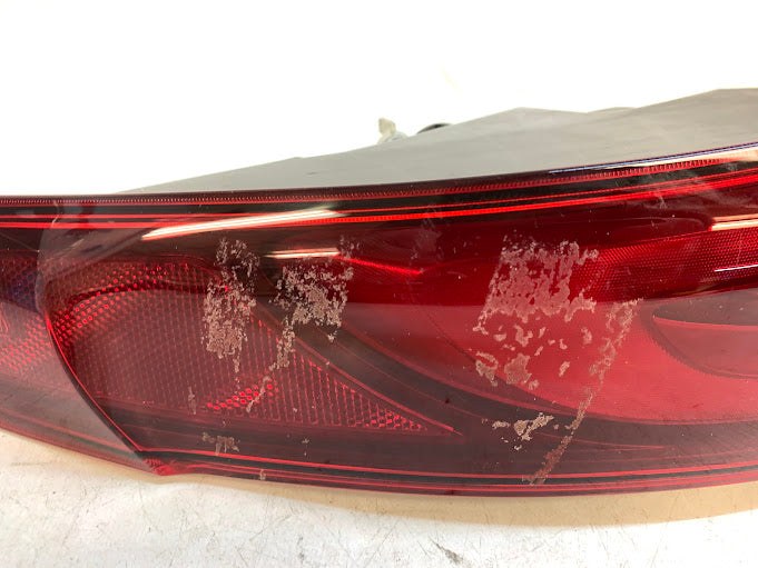 2019 Alfa Romeo 952 Giulia Ti Left/Driver Side Outer Tail Light 20690108 *NOTE*