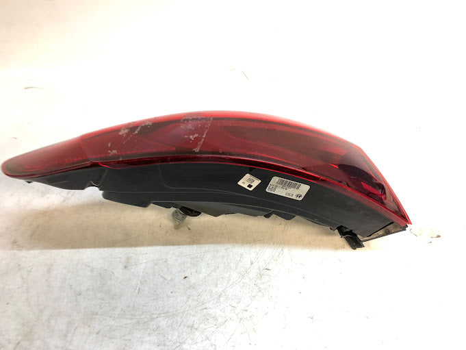 2019 Alfa Romeo 952 Giulia Ti Left/Driver Side Outer Tail Light 20690108 *NOTE*