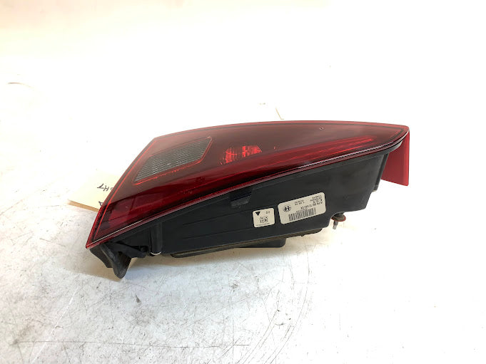 2019 Alfa Romeo 952 Giulia Ti Right/Passenger Side Inner Trunk Tail Light 20700208