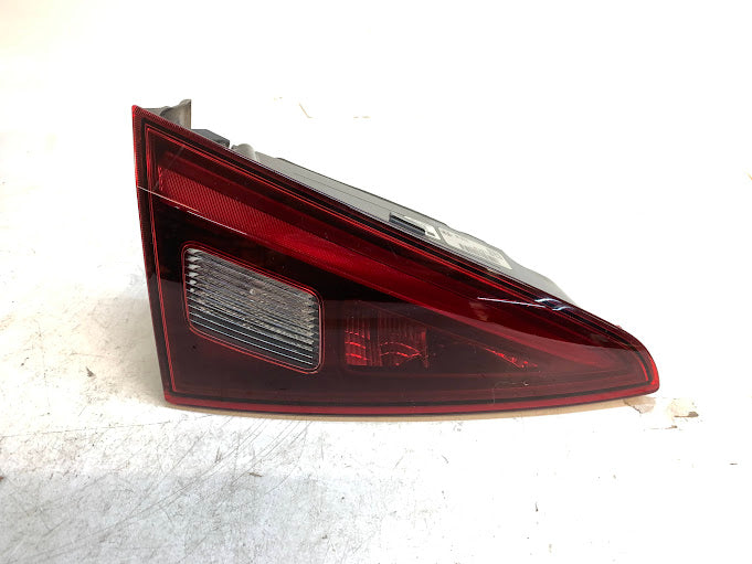 2019 Alfa Romeo 952 Giulia Ti Left/Driver Side Inner Trunk Tail Light 20700108 *DAMAGED*