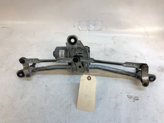 2019 Alfa Romeo 952 Giulia Ti Windshield Wiper Linkage & Motor 3397022134