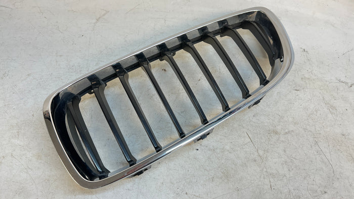 BMW F32 F33 F36 FRONT KIDNEY GRILLE LEFT 7294817