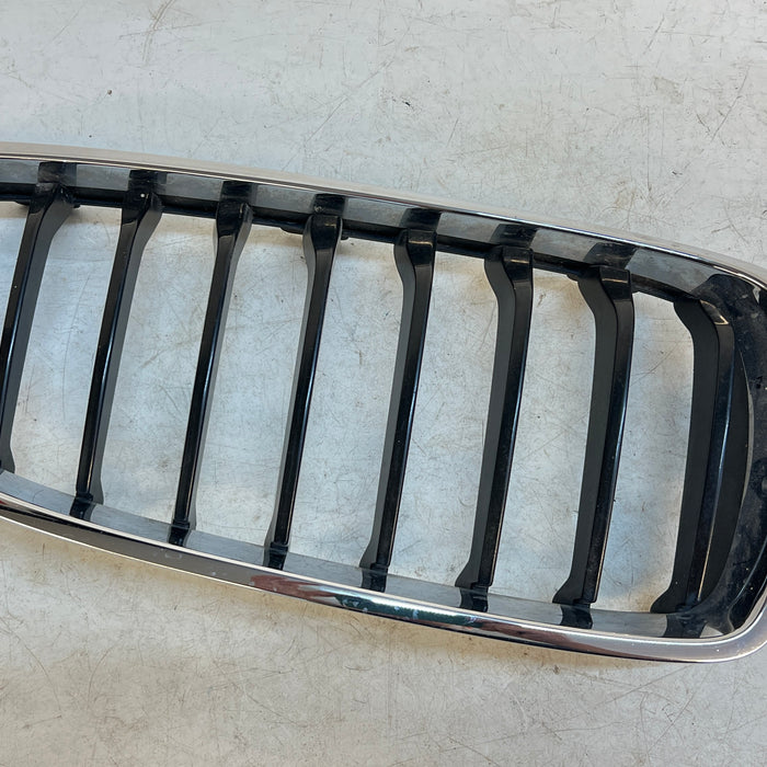 BMW F32 F33 F36 FRONT KIDNEY GRILLE RIGHT 7294818