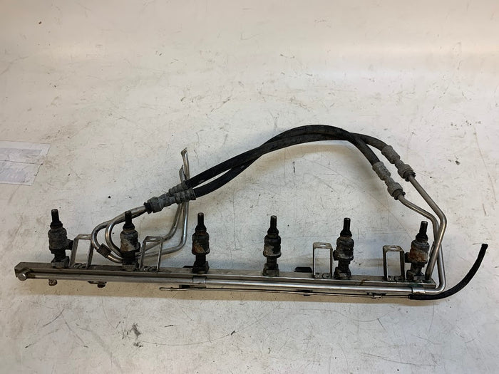 BMW E46 328i 323i E39 528i M52 Fuel Rail With Injectors 1433024