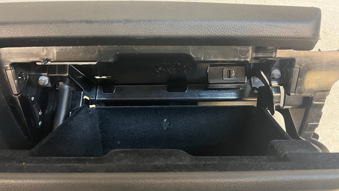 BMW E82/E88 1 Series Glove Box Black 9121786