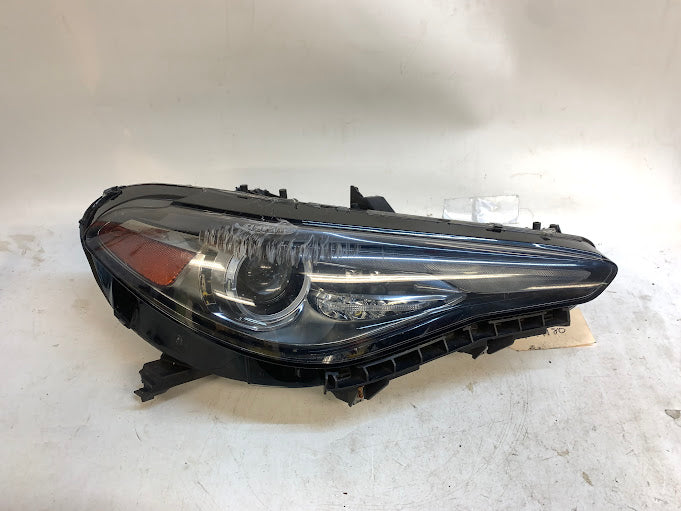 2019 Alfa Romeo 952 Giulia Ti Right/Passenger Side Xenon Headlight 50557098 *DAMAGED*