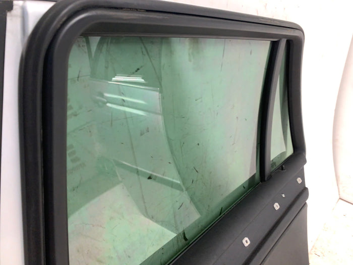 BMW E46 325i 325xi 323i Wagon/Touring Right/Passenger Side Rear Door Titan Silver (354)