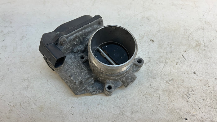 AUDI 8U Q3 THROTTLE BODY 06F133062