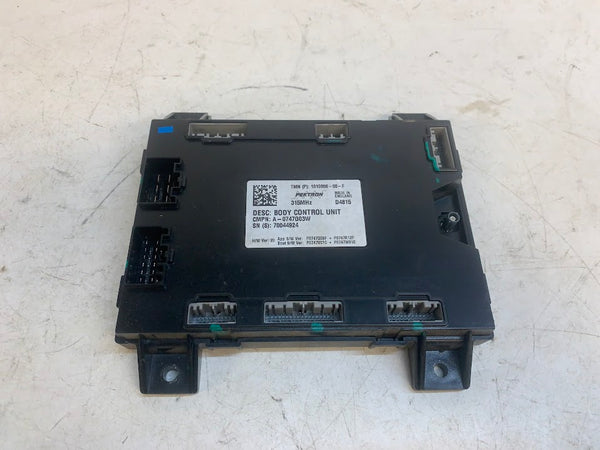 Tesla Model S Body Control Module/BCM 1010906-00-F