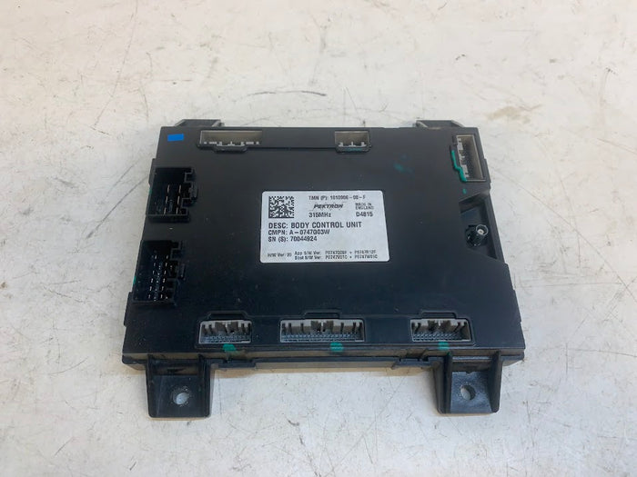 Tesla Model S Body Control Module/BCM 1010906-00-F