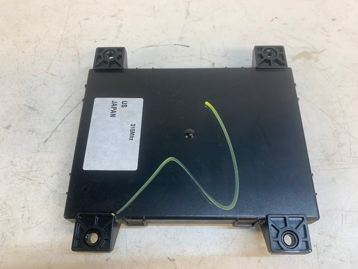 Tesla Model S Body Control Module/BCM 1010906-00-F