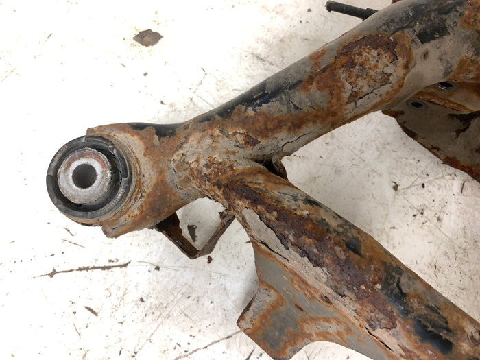 BMW E46 330ci 328ci 325ci 323ci Rear Subframe Axle Carrier Support Crossmember Frame 33316770865