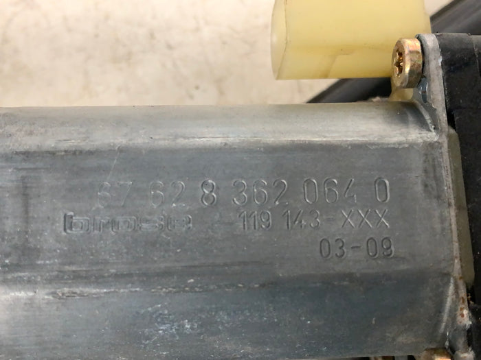 BMW E46 325i 330i 328i 323i 320i Wagon/Sedan Right/Passenger Side Front Window Regulator/Motor 8362064