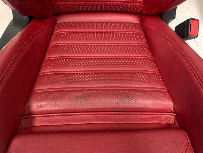 2019 Alfa Romeo 952 Giulia Ti Red Leather Front Seats *DAMAGED*