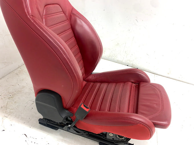 2019 Alfa Romeo 952 Giulia Ti Red Leather Front Seats *DAMAGED*