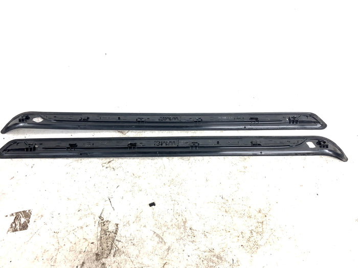 BMW E82 135i 128i M Sport Left/Right Door Sill Trim Set 8045291/8045292 *DAMAGED*