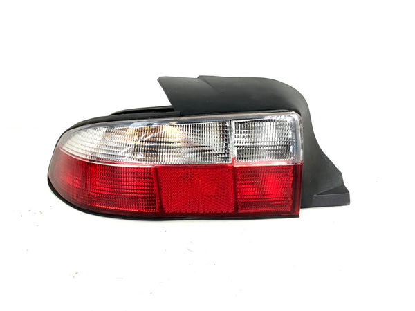 BMW Z3 M Roadster Left/Driver Side Rear Tail Light 8389895/BM027-J1002