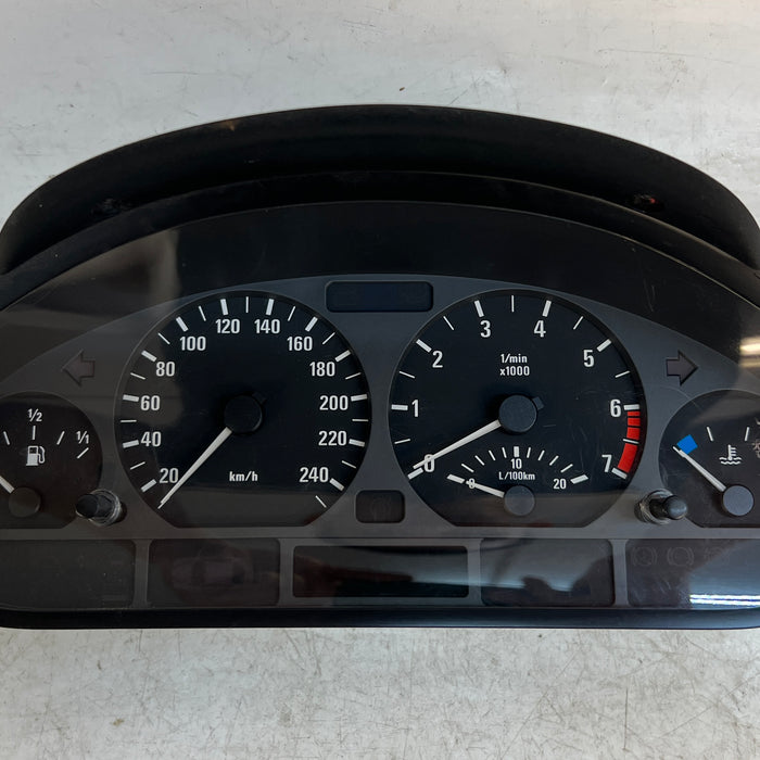 BMW E46 325i 325xi Sedan/Wagon Manual Transmission Gauge Cluster KPH 6911286