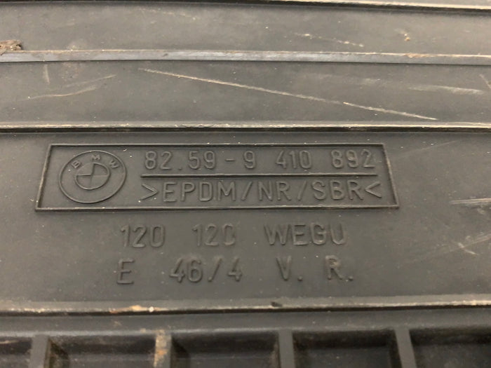 BMW E46 3 Series Wagon/Coupe/Sedan RWD Rubber/Winter Floor Mat Set 9408540/9408541