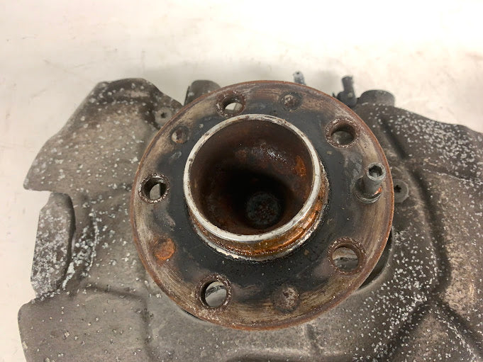 2019 Alfa Romeo 952 Giulia Ti 2.0L RWD Front Right Knuckle/Spindle/Hub 505397420