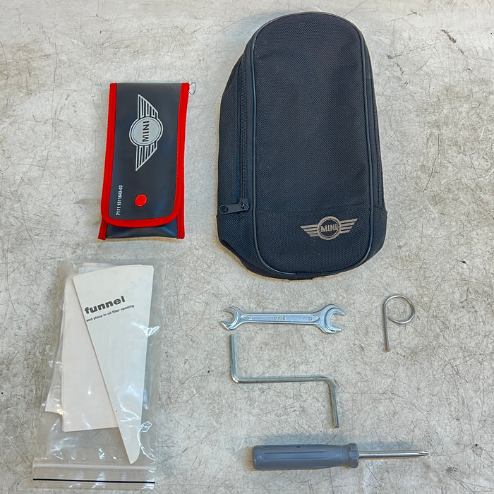 MINI R53 Cooper S Tool Kit & Oil Pouch 71116788732