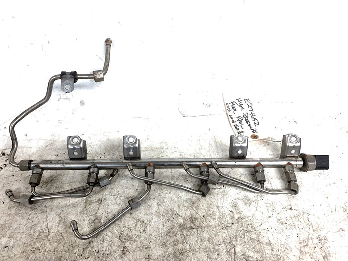 BMW E92 E90 E93 335i 335xi N54 Fuel Rail 7575480